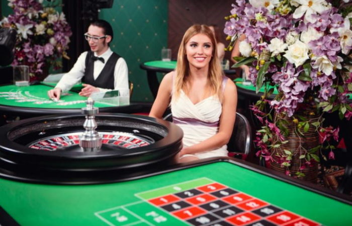 Live dealer casino games are currently at the forefront of gambling
